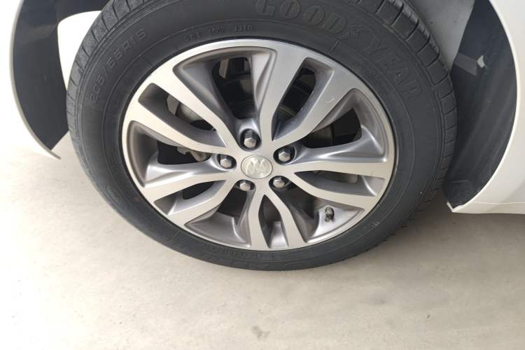 Used Buick GT 2019 18T Automatic Connected Elite Model China VI Standard
