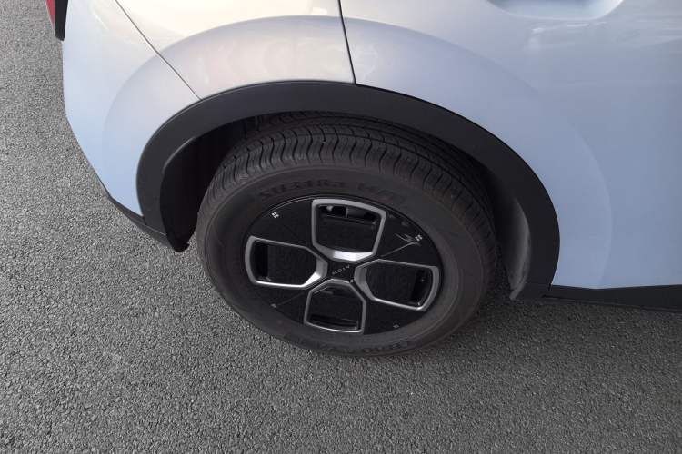 Used AION UT 2025 330 Starlight Edition
