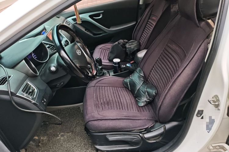 Used Hyundai Elantra (5th Generation / Langdong) 2015 1.6L Manual Leading Model
