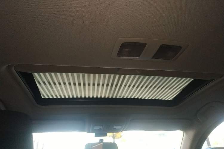 Used Mazda CX-5 2015 2.0L Automatic Two-Wheel Drive Urban Version
