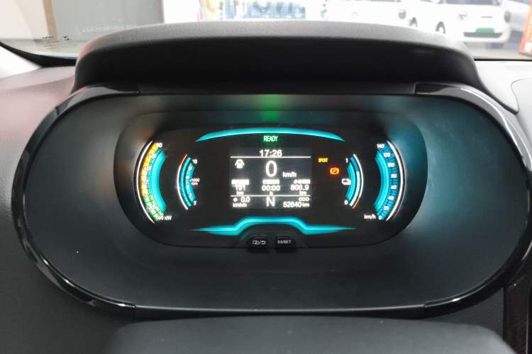 Used Chery Little Ant 2022 Sweet Pink Edition Half-Sugar Version Lithium Iron Phosphate 30 kW 301 km
