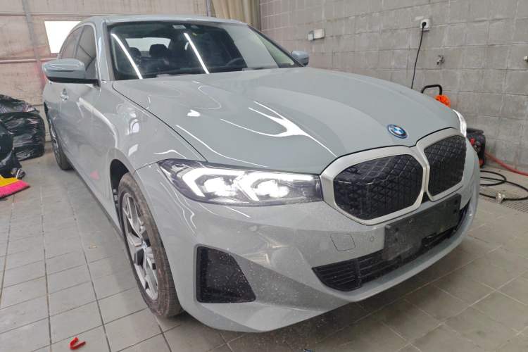 Used BMW i3 2025 eDrive 35 L
