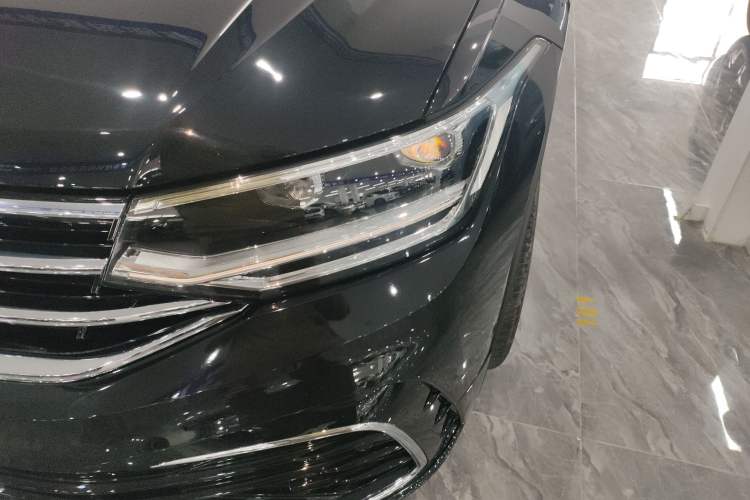 Used Volkswagen Tiguan L 2024 330TSI Automatic Two-Wheel Drive R-Line Enhanced Edition