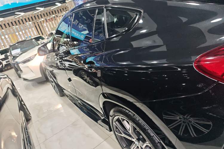 Used BMW X6 2022 Second Facelift xDrive40i M Sport Package
