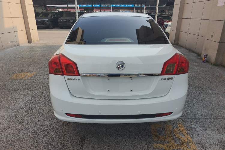 Used Buick Excelle 2013 1.5L Manual Classic Model
