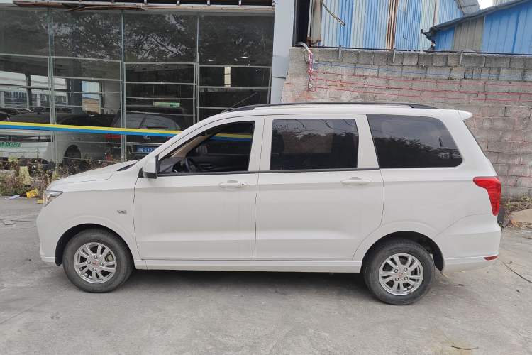 Used Wuling Hongguang 2021 1.5L Revised S Standard Version with Electric Power Steering LAR
