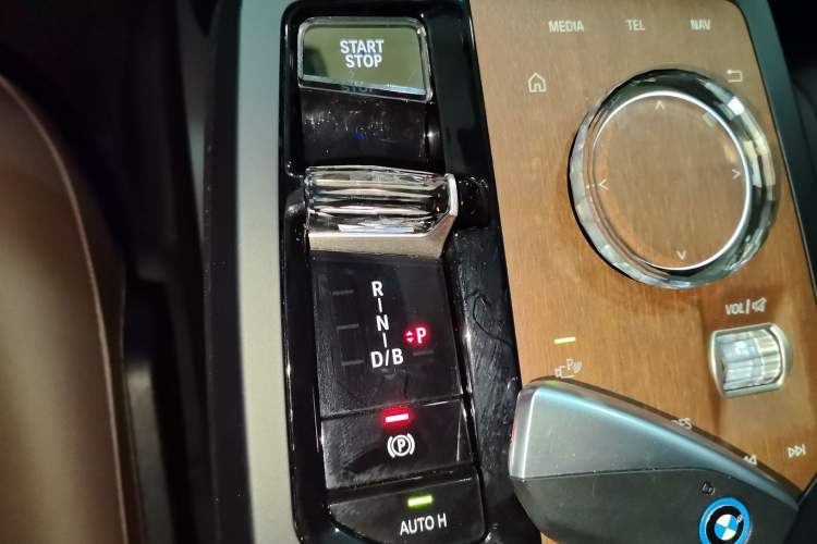 Used BMW iX 2022 xDrive40
