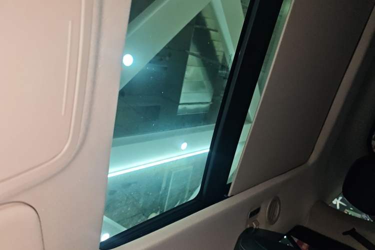 Used Ford Explorer 2023 EcoBoost 285 Four-Wheel Drive Titanium Edition 7-Seater
