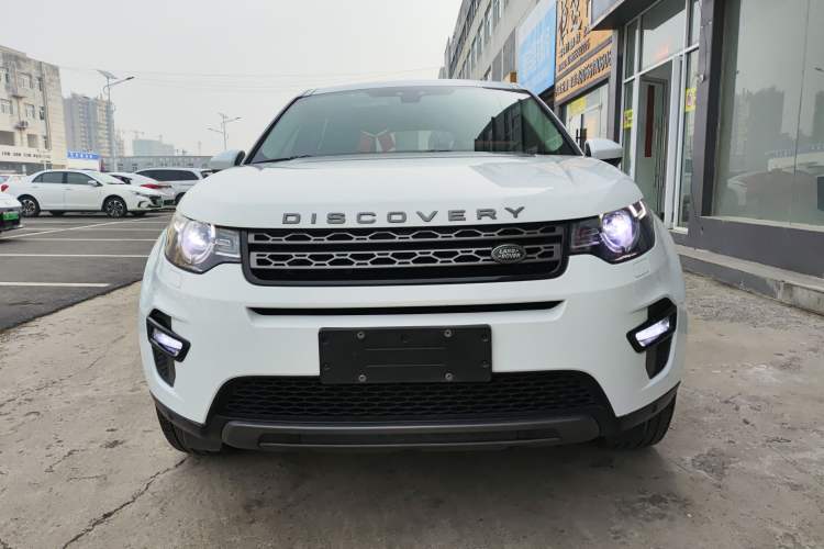 Used Land Rover Discovery Sport 2019 240 PS SE Version China V Standard

