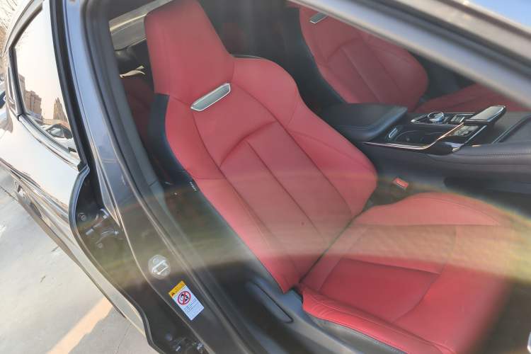 Used Changan UNI-T 2020 1.5T Prestige Version
