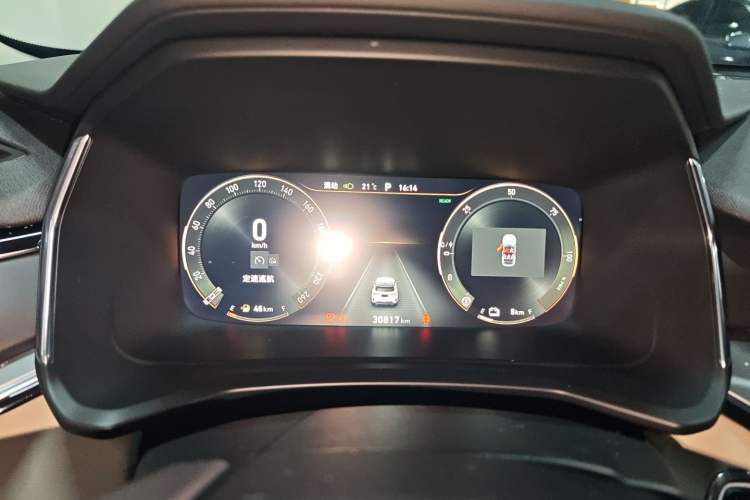 Used Lynk & Co 06 EM-P 2022 PHEV 84 km Range Pro Version
