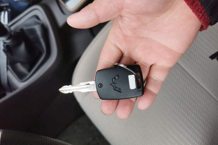 Used Wuling Hongguang V 2022 1.5L Jingqu Edition Electric-Assist LAR