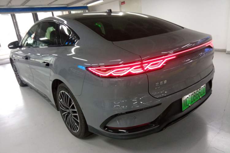 Used BYD Han 2025 EV with 701 km of Laser Radar-Enabled Intelligent Driving