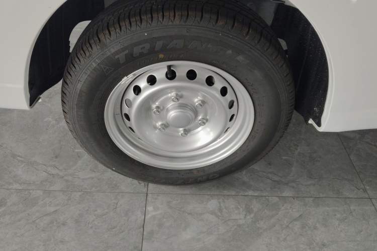 Used Wuling Yangguang 
