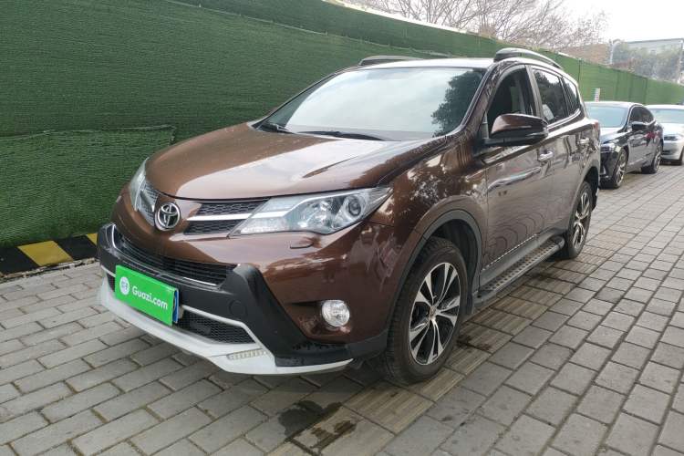 Used Toyota RAV4 2015 2.5L Automatic 4x4 Elite Edition