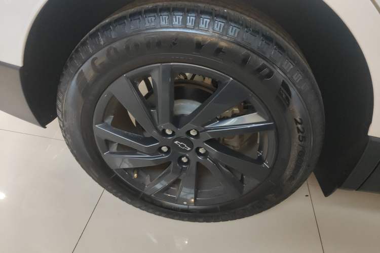 Used Chevrolet Equinox 2023 Mild Hybrid 2.0T RS Smart Boundary-Pushing Edition