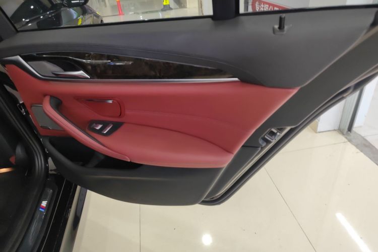 Used BMW 5 Series 2018 530Li Leading Model M Sport Package