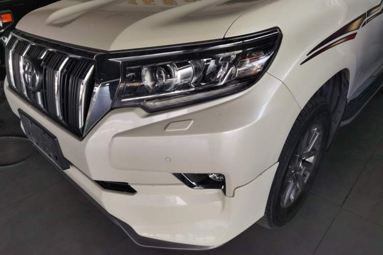 Used Toyota Prado 2018 3.5L Automatic TX-L with Rear-Mounted Spare Tire
