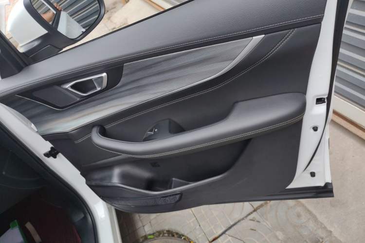 Used Chery Tiggo 8 PLUS 2022 Kunpeng Edition 390TGDI DCT Passion Version