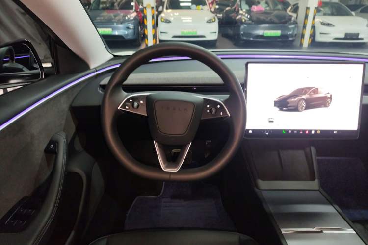 Used Tesla Model 3 2023 Long-Range All-Wheel-Drive Version
