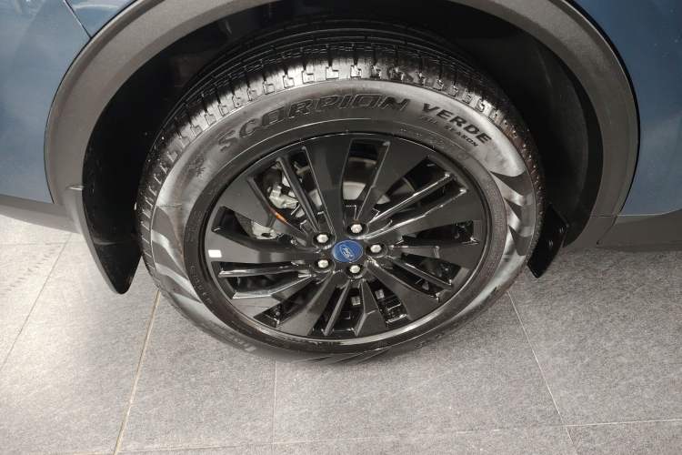 Used Ford Escape 2024 EcoBoost 245 Two-Wheel-Drive Titanium Edition