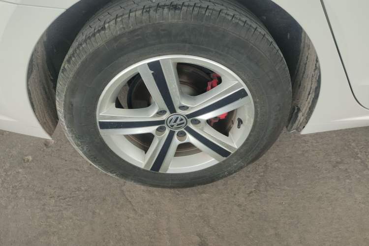 Used Volkswagen Lamando 2017 230TSI DSG Fashion Edition
