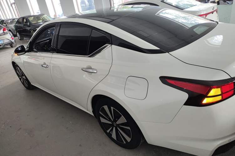 Used Nissan Teana 2019 2.0L XL Upper SmartDrive Version
