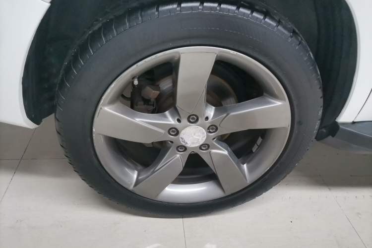 Used Mercedes-Benz GLK-Class 2013 GLK 300 4MATIC Dynamic Sunroof Model
