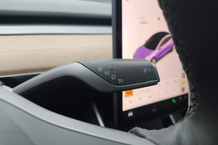 Used Tesla Model 3 2019 Standard Range Rear-Drive Upgraded Version
