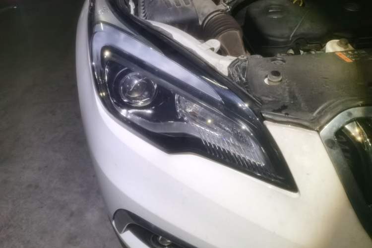 Used Buick Envision 2016 20T Two-Wheel-Drive Elite Model
