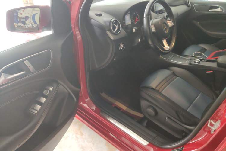 Used Mercedes-Benz B-Class 2015 B 200 Sport Edition
