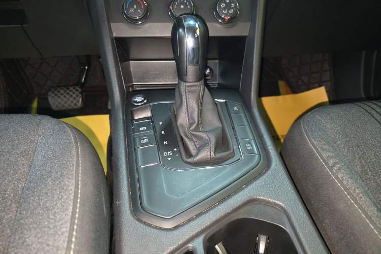 Used Volkswagen Tharu 2021 280TSI Two-Wheel Drive Trend Edition
