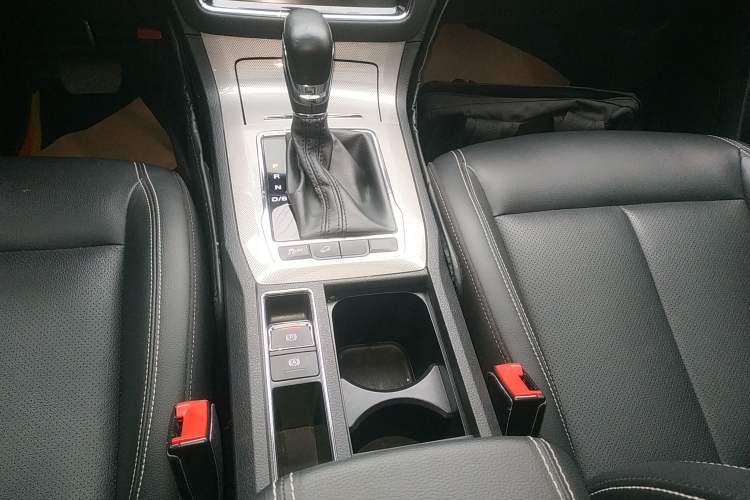 Used Roewe RX5 2020 20T Automatic 4G Connected Million Edition