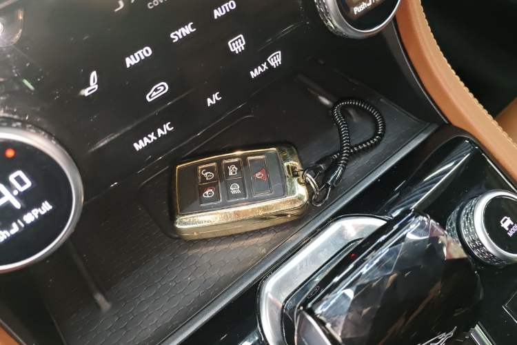 Used Jaguar XFL 2023 XFL 2.0T P250 Two-Wheel-Drive Elite Sport Edition