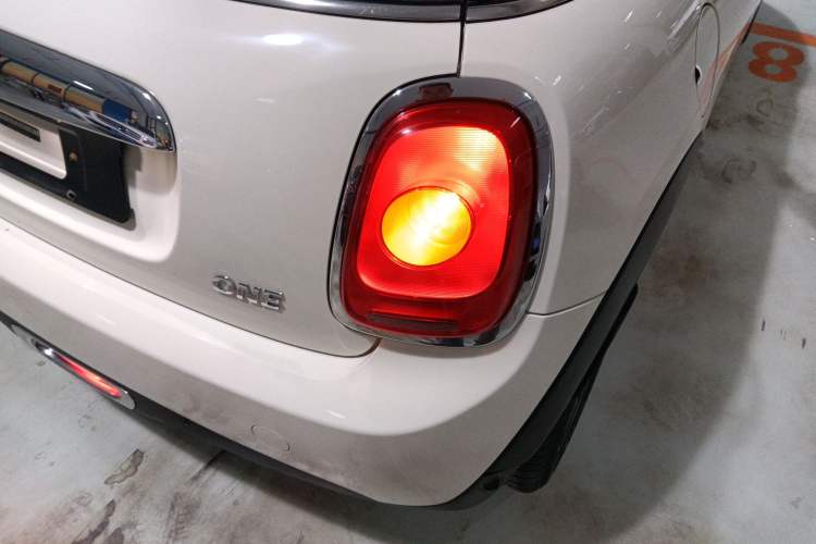 Used  MINI 2016 1.2T ONE Pioneer Edition
