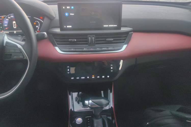 Used Dongfeng Aeolus Yixuan 2021 230T Automatic Zuiying Knight Edition
