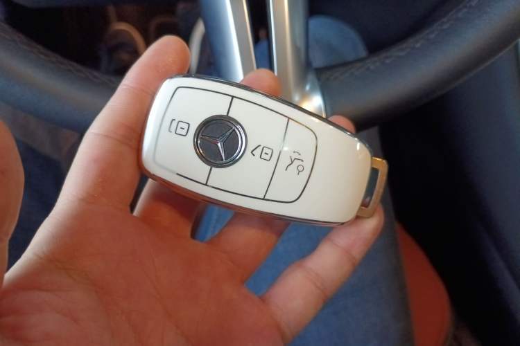 Used Mercedes-Benz GLC 2024 GLC 260 L 4MATIC Dynamic Edition 5-seater