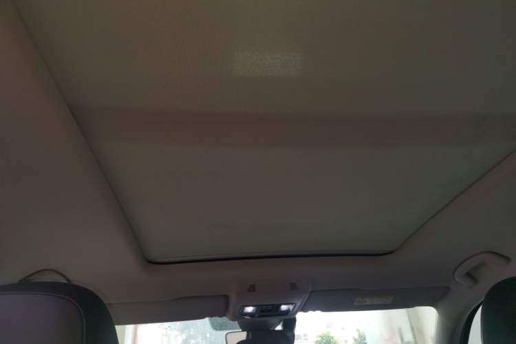 Used Volkswagen Teramont X 2022 330TSI Two-Wheel-Drive Luxury Edition
