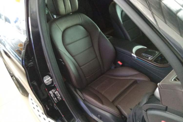 Used Mercedes-Benz GLC 2022 Second Facelift GLC 260 L 4MATIC Luxury Edition
