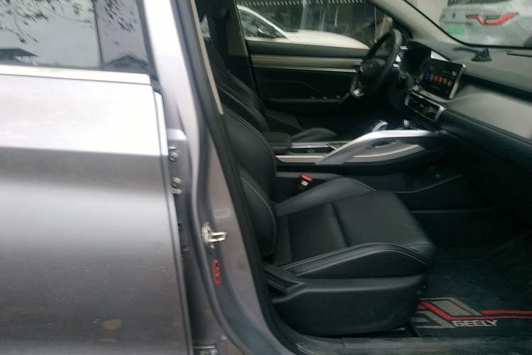 Used Geely Auto Coolray 2019 260T DCT Knight China VI Standard
