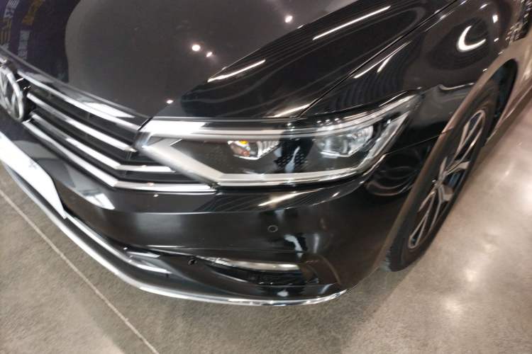 Used Volkswagen Magotan 2020 330TSI DSG Leading Model
