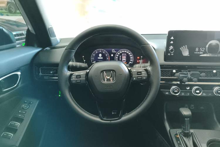 Used Honda Civic 2022 240TURBO CVT Dynamic Edition