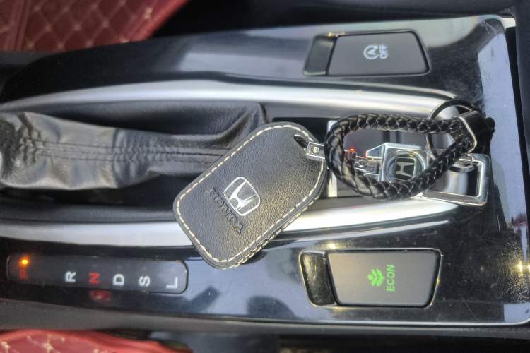 Used Honda Envix 2019 180TURBO CVT Enjoyment Edition China VI