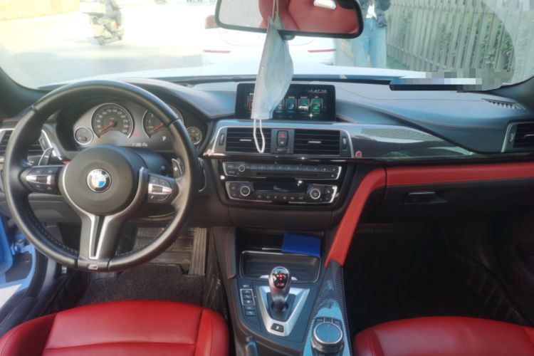 Used BMW M4 2014 M4 two-door coupe
