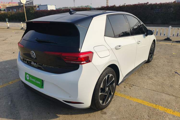 Used Volkswagen ID.3 2025 Smart Model Outstanding Oxygen Edition