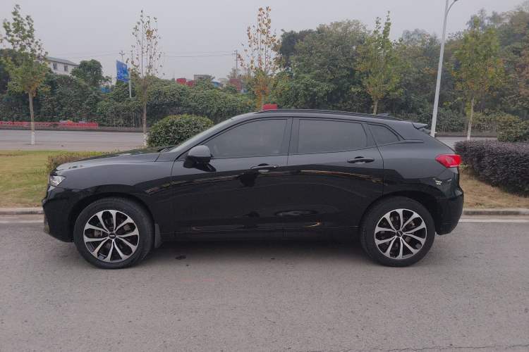 Used Wey VV7 2017 2.0T Ultra-Luxury Version
