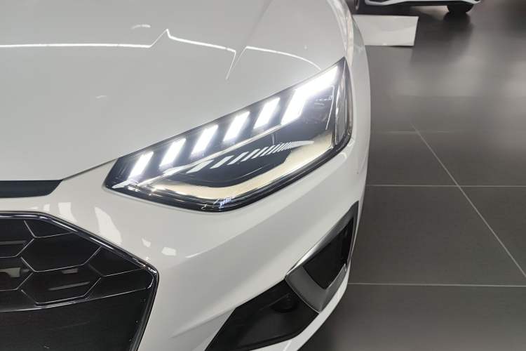 Used Audi A4L 2022 40 TFSI Fashion Dynamic Model