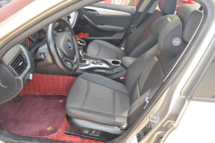 Used BMW X1 2014 sDrive18i Leading Model
