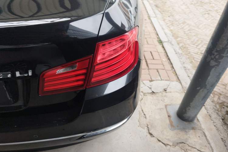 Used BMW 5 Series 2014 525Li Luxury Design Package
