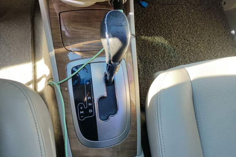 Used Buick Excelle 2015 1.5L Automatic Classic Model
